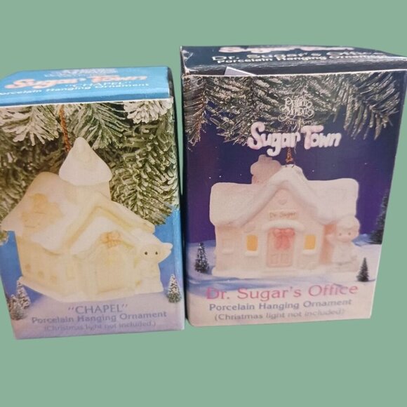 Precious Moments Hanging Ornaments Sugar Town Chapel & Dr. Sugars Office - Picture 5 of 6